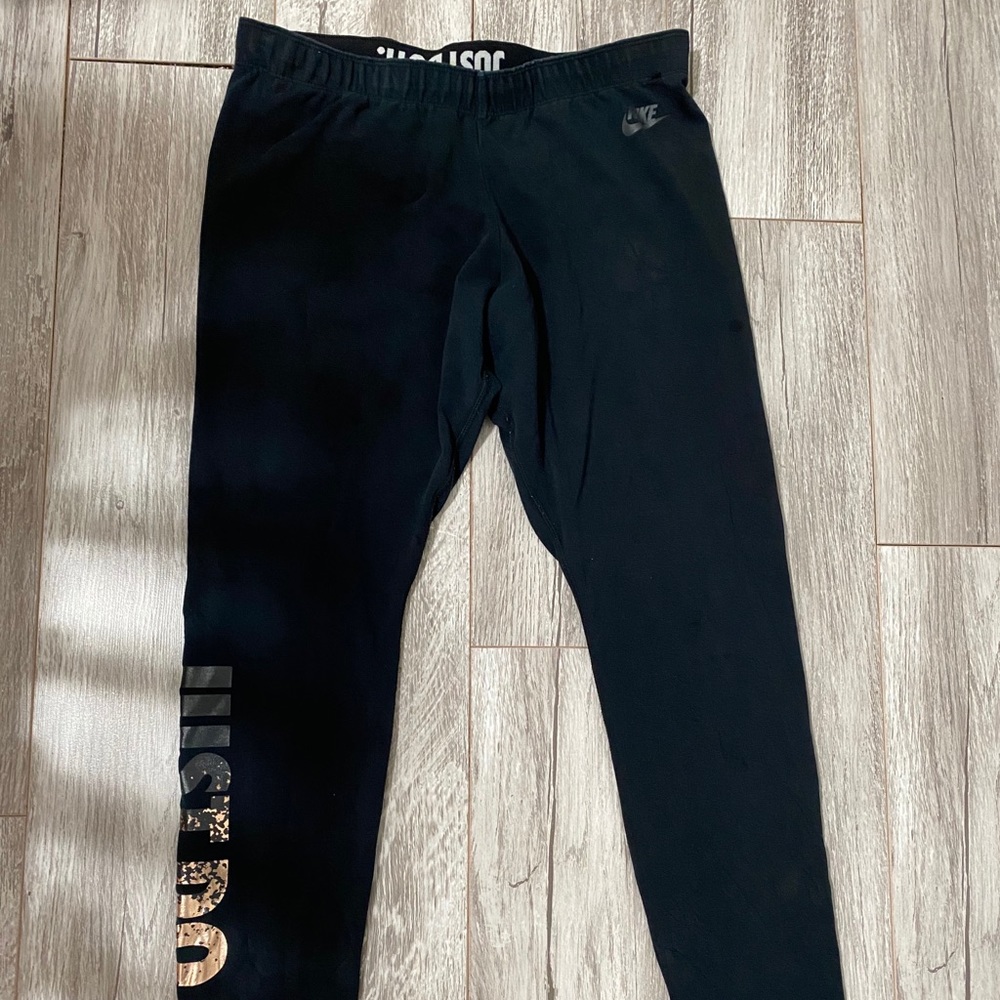 Nike leggings
